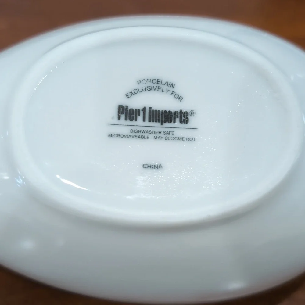 Pier 1 Imports White Porcelain Gravy Boat